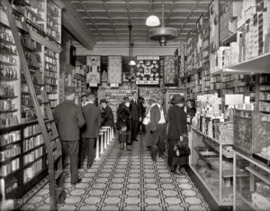 Peoples Drug Store in Washington, DC circa 1920